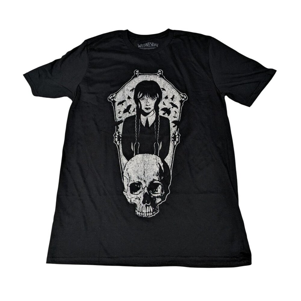 Wednesday Addams T Shirt Women Size M Skull Head Coffin Boyfriend Fit Horror Y2K